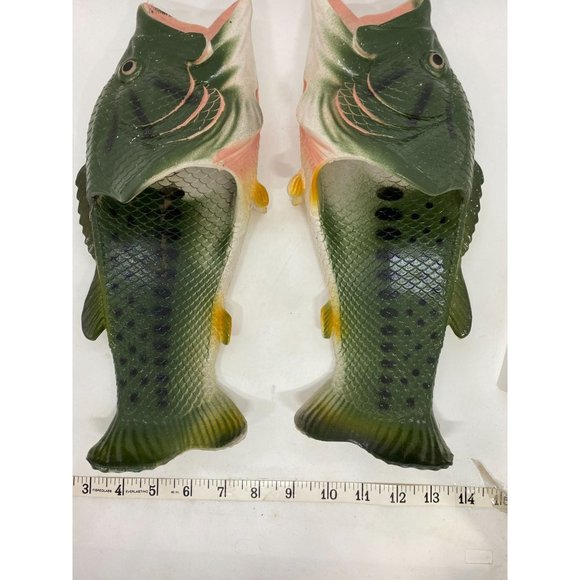 Bass Fish Sandals Rivers Edge Sz 11/12 Adult Non Slip Hand Painted Fisher Stream - Picture 7 of 9